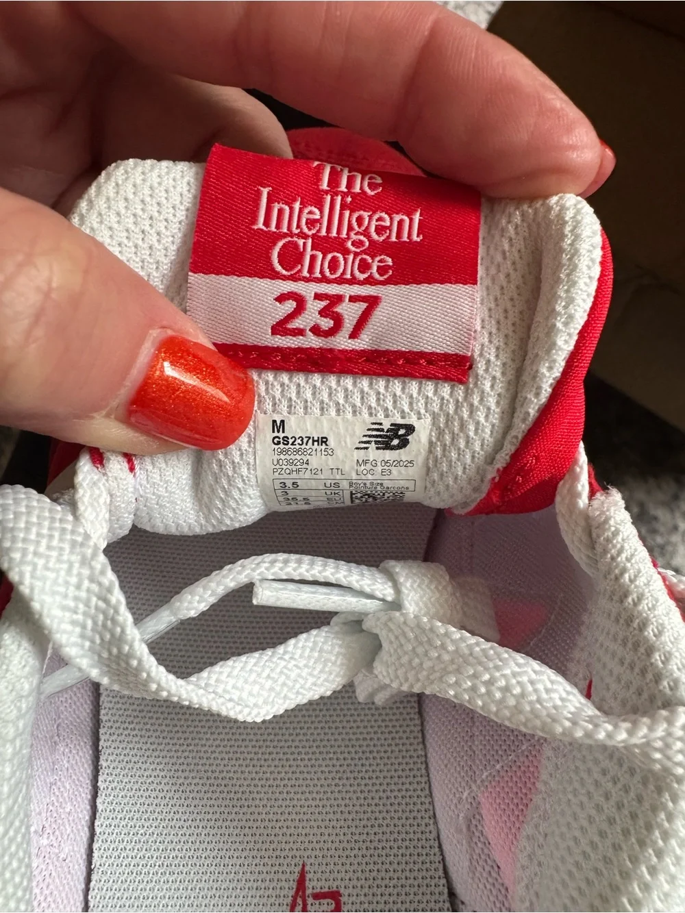 New Balance 237 3.5Y/5W, Brand NEW